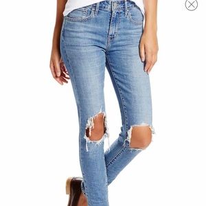Levi’s 721 Distressed Jeans